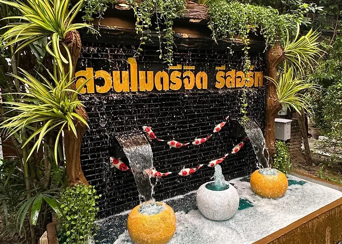 สวนไมตรีจิต Suan Maitrichit 호텔 방콕