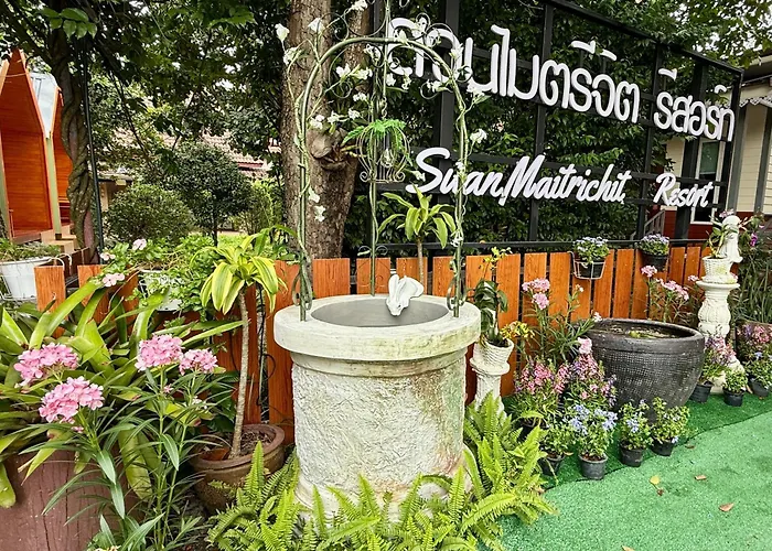 สวนไมตรีจิต Suan Maitrichit