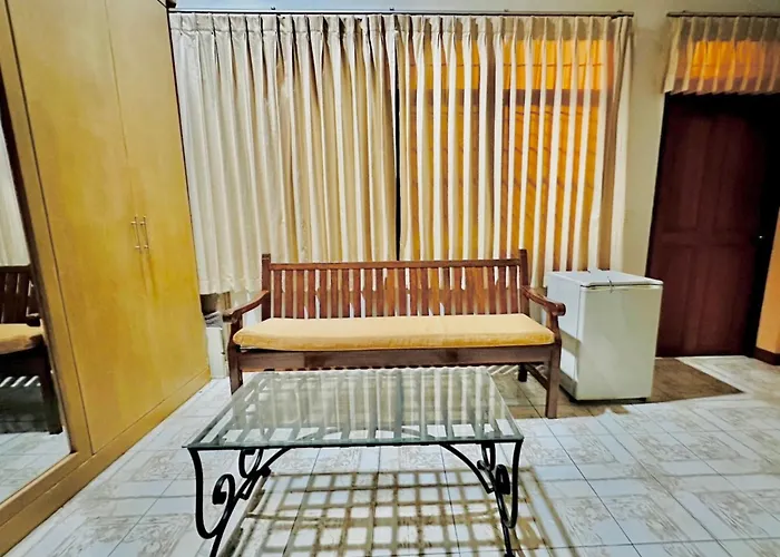 호텔 สวนไมตรีจิต Suan Maitrichit